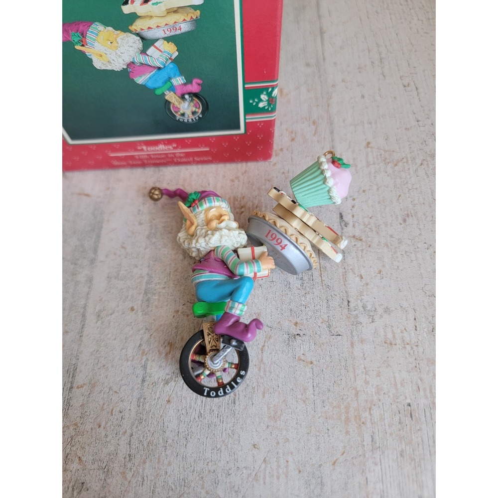 Enesco toodles elf Vintage Santa Claus helper pie unicycle ornament Xmas